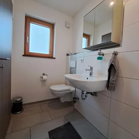 Apartment Ruhig Gelegene In Schoener Ortsrandlage *